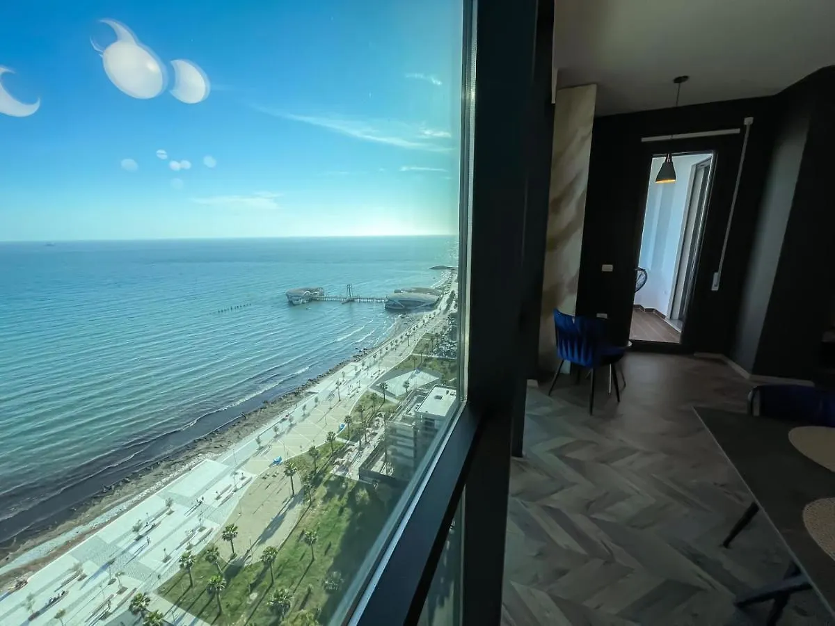 Kh.Suite Durrës 0*,  Albanië